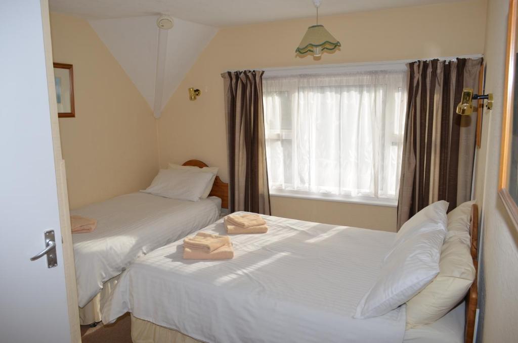 Chandos Premier Folkestone Quarto foto