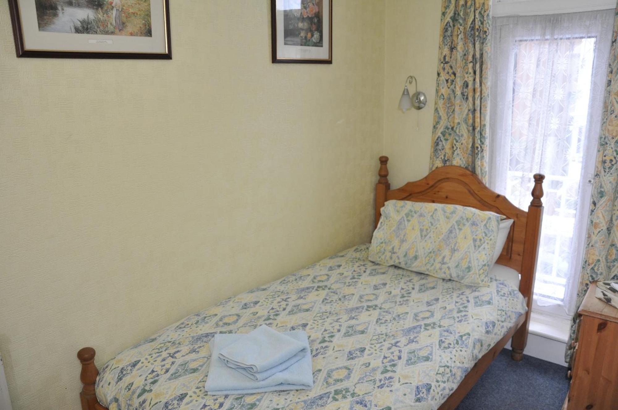 Chandos Premier Folkestone Quarto foto